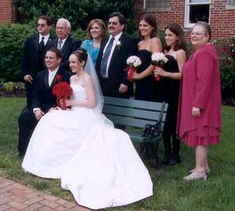 Dan and Steph with Dan's dad's family
(l-r: Adam, Ed, Marcia, Mike, Jess, Elisa, Barbara)