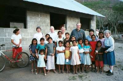 Children at Jaguas (4/7/02)