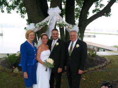 
(2)Mr Mrs Lagrand