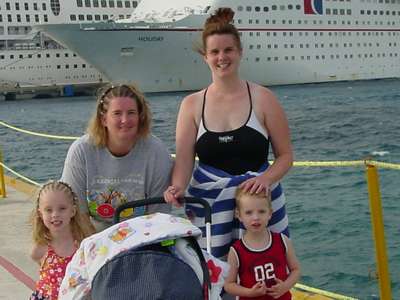 Fresh off the cruise ship (From left: Kayla, Auntie Kristi, Kim, and Andrew)