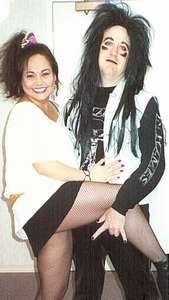 The Rockstar and his groupie
Halloween 2001